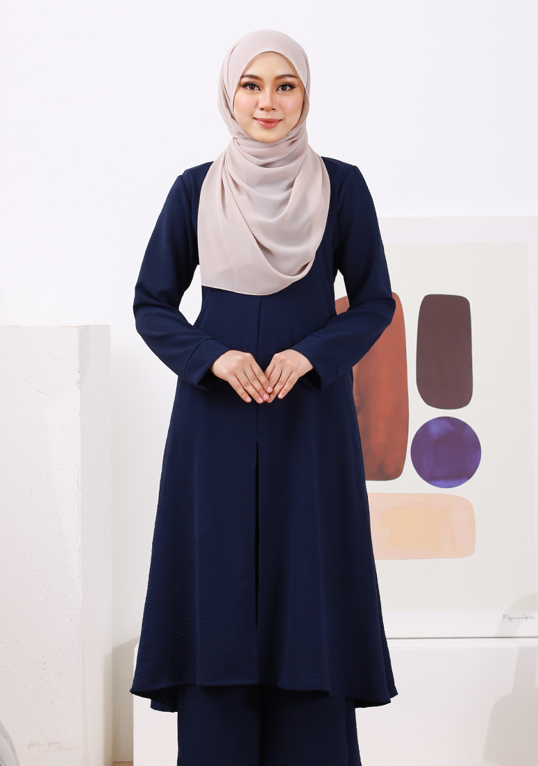 Suit Ilyana - Navy Blue