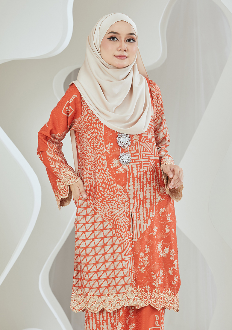 Kebaya Cik Orkid - Orange