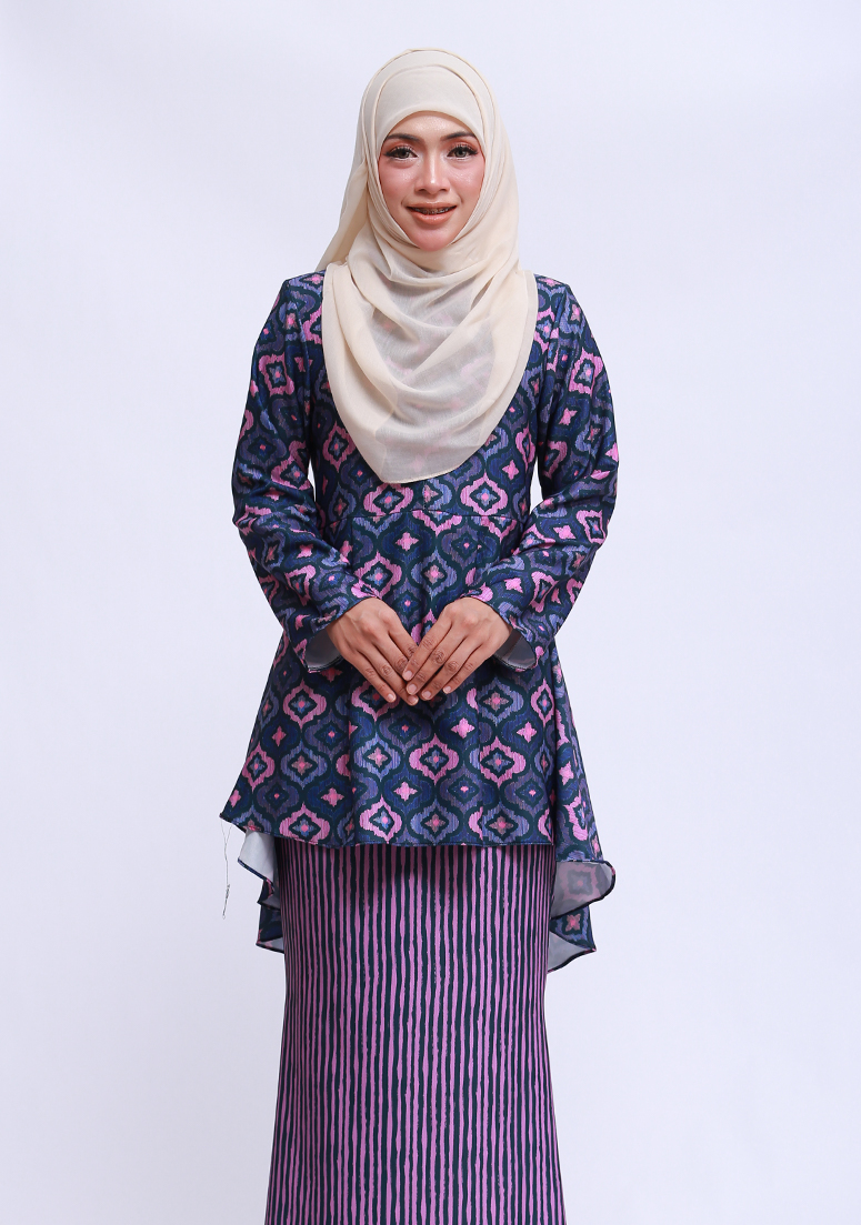 Kurung Che Dalila - Purple