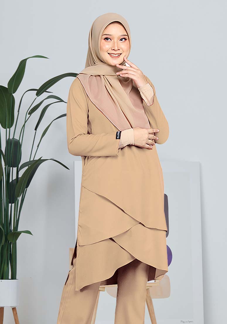 Suit Fiona - Sand Brown