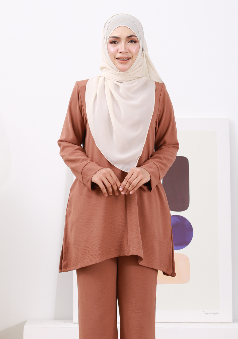 Suit Aliaa - Soft Brown